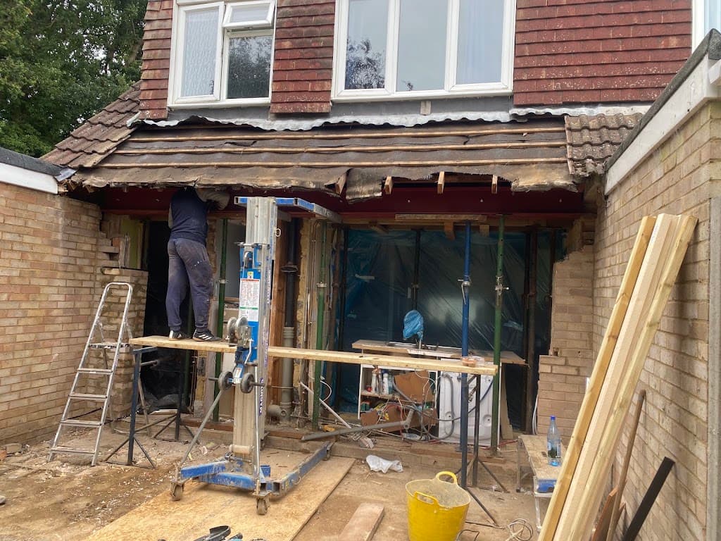Master Builder Luton
