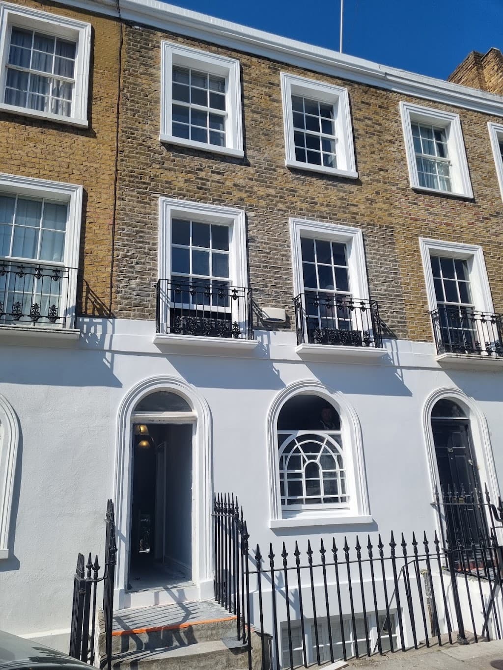 EZ Contractors (EZ Builders London)