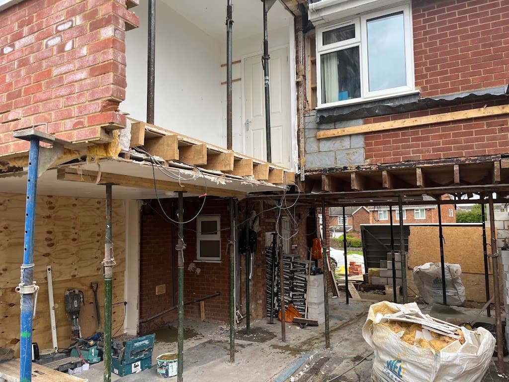 Star Luton builder ltd