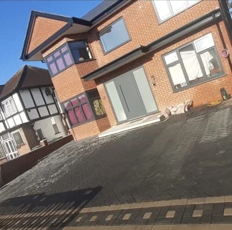 London Construction Company Ltd