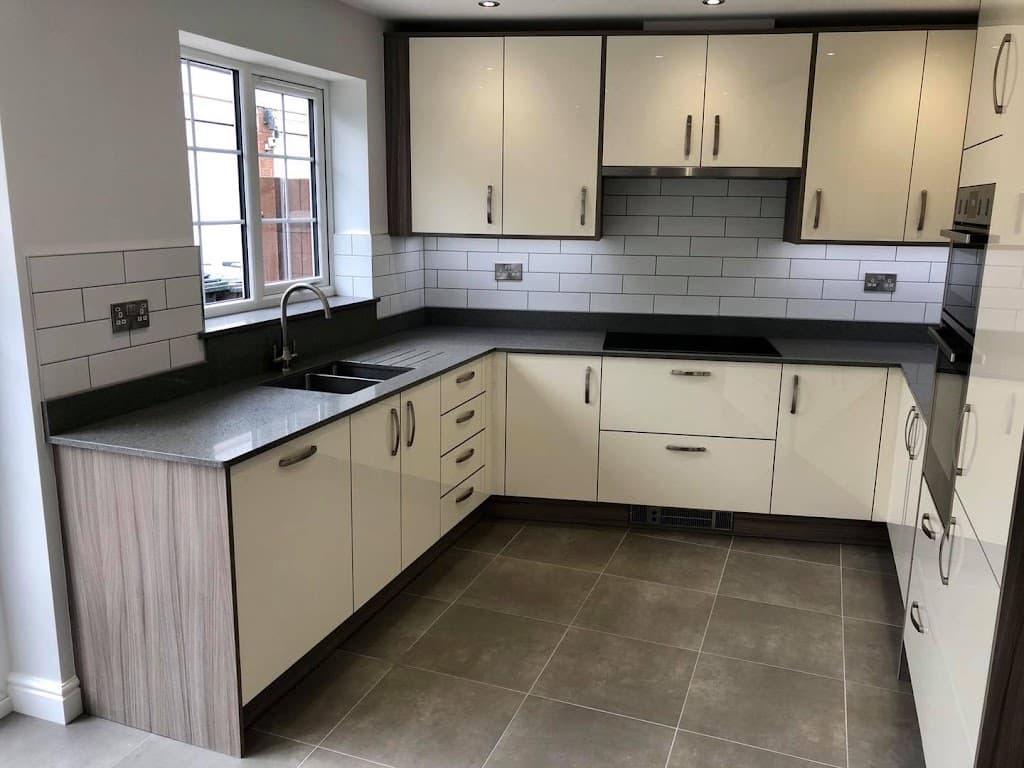 R.S.Aston Builders