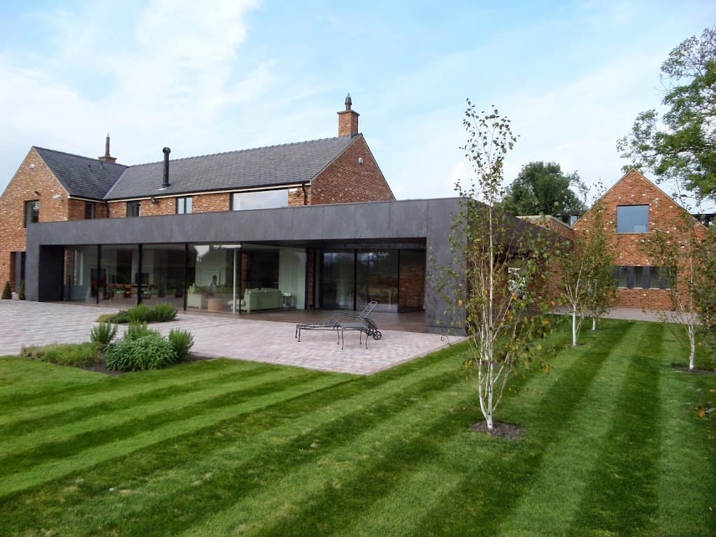 Mitchell & Davis Construction Ltd