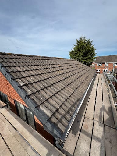 AV Builders & Roofing Specialists — Customer photo