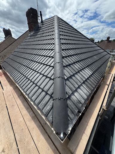 AV Builders & Roofing Specialists — Customer photo