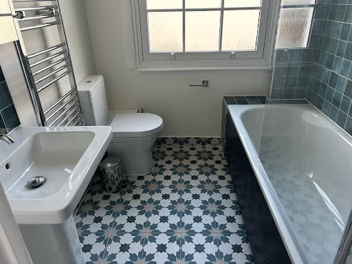 M&E Building Contractors — Customer photo