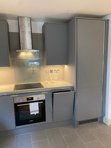 M&E Building Contractors — Customer photo